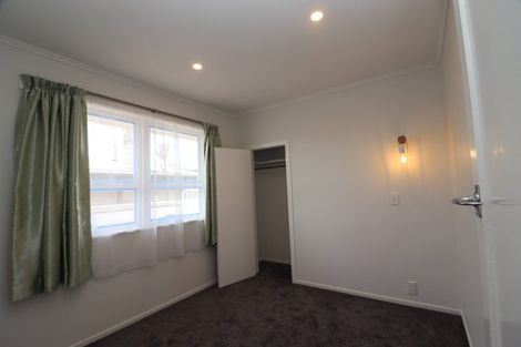 Photo of property in 2/95 Pakuranga Road, Pakuranga, Auckland, 2010