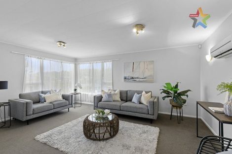 Photo of property in 70 Major Drive, Kelson, Lower Hutt, 5010
