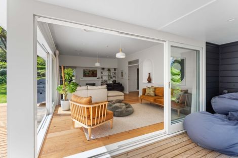 Photo of property in 50 Huia Street, Waikanae, 5036