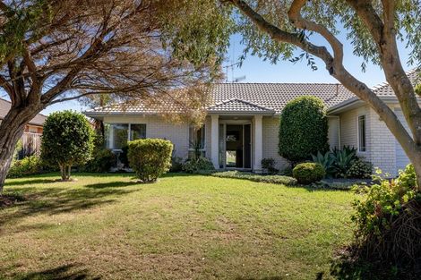 Photo of property in 215 Gloucester Road, Mount Maunganui, 3116