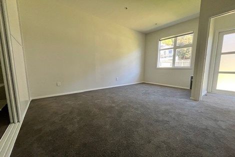 Photo of property in 23 Queens Drive, Kilbirnie, Wellington, 6022