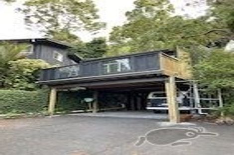 Photo of property in 128 Otitori Bay Road, Titirangi, Auckland, 0604