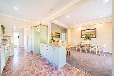 Photo of property in 14 Malone Road, Waterloo, Lower Hutt, 5011