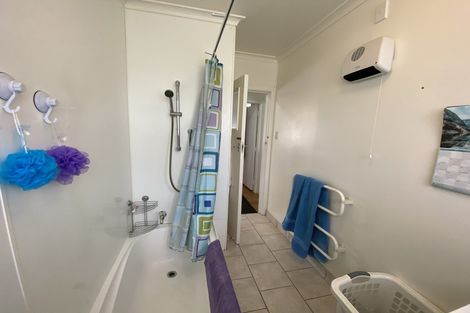 Photo of property in 572f1- Fergusson Drive, Trentham, Upper Hutt, 5018