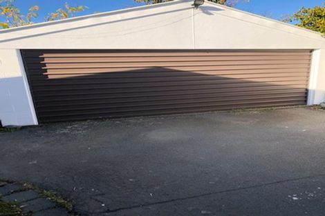 Photo of property in 22 Searells Road, Strowan, Christchurch, 8052