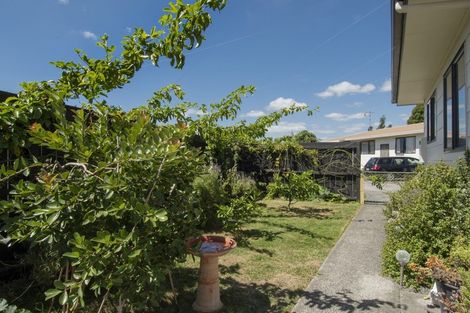 Photo of property in 4 Greenpark Way, Greerton, Tauranga, 3112