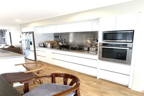 Photo of property in 8 Waitai Lane, Newlands, Wellington, 6037