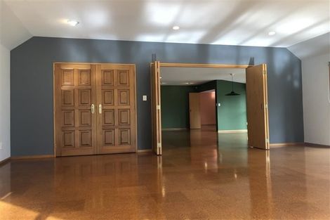 Photo of property in 1/69 Stanley Road, Glenfield, Auckland, 0629