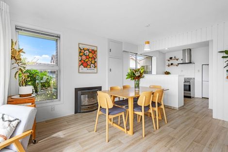 Photo of property in 180 Riverlaw Terrace, Saint Martins, Christchurch, 8022