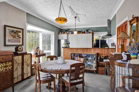 Photo of property in 32 Queens Road, Glen Avon, New Plymouth, 4312