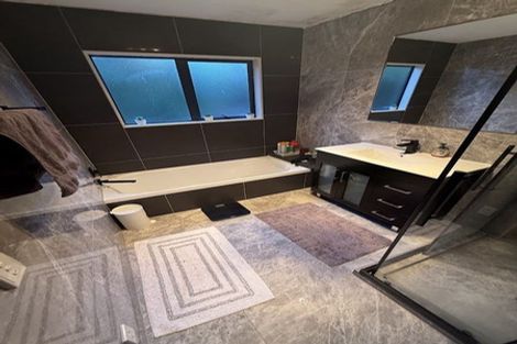 Photo of property in 12a Riverstone Drive, Riverstone Terraces, Upper Hutt, 5018