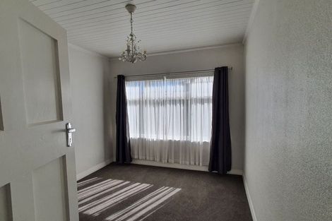 Photo of property in 14 Rhodes Street, Waimate, 7924