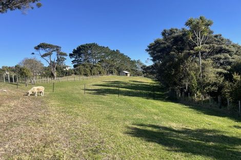 Photo of property in 225 Zanders Road, Helensville, 0882