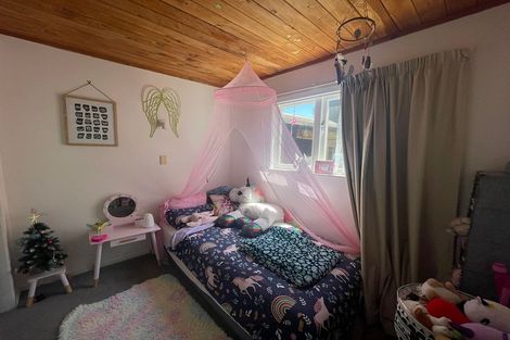 Photo of property in 352 Motutara Road, Muriwai, 0881