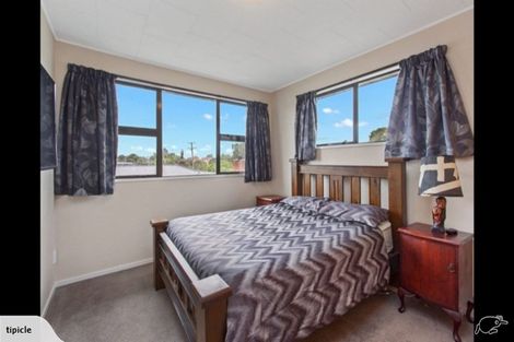 Photo of property in 122 Kippenberger Avenue, Rangiora, 7400