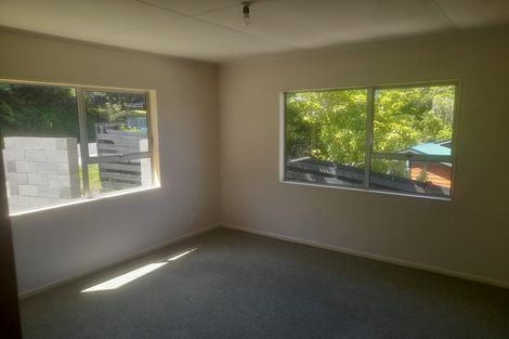 Photo of property in 43 Sunnyview Drive, Brown Owl, Upper Hutt, 5018