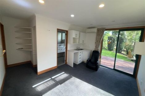 Photo of property in 44b Victoria Road, New Plymouth, 4310