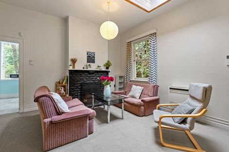 Photo of property in 8 Northland Road, Northland, Wellington, 6012