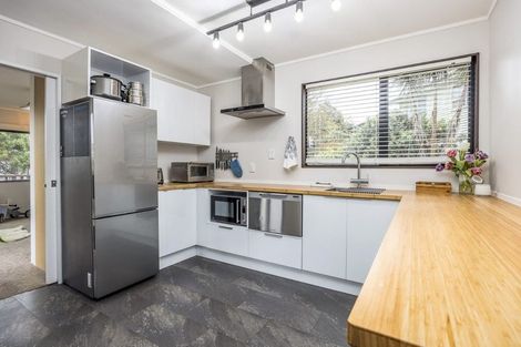 Photo of property in 30 Te Anau Place, Pakuranga Heights, Auckland, 2010