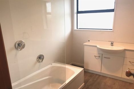Photo of property in 14 Fovant Street, Russley, Christchurch, 8042