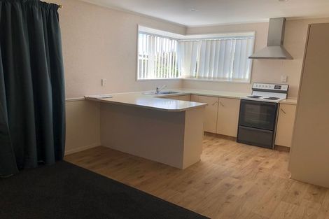 Photo of property in 39 Seadown Crescent, Amberley, 7410