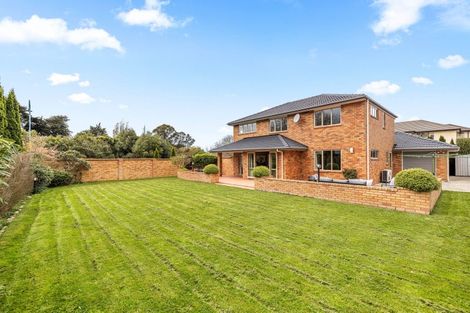 Photo of property in 64 Willowview Drive, Redwood, Christchurch, 8051