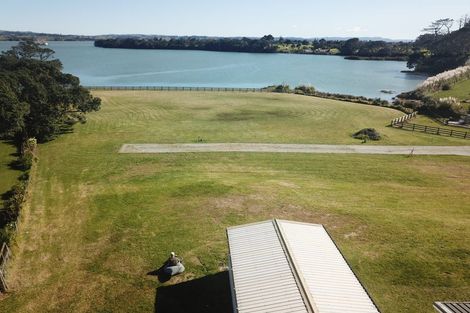 Photo of property in 17 Goble Road, Clarks Beach, 2679