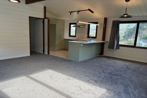 Photo of property in 22 Percy Dyett Drive, Karori, Wellington, 6012