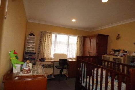 Photo of property in 14 Loveridge Place, Morrinsville, 3300