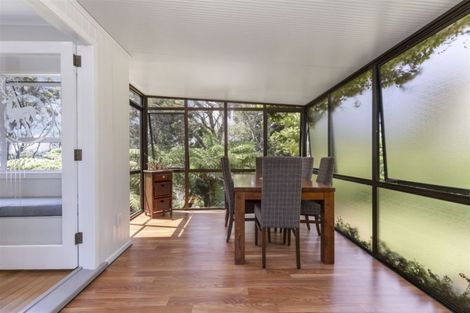 Photo of property in 41 Valley View Road, Glenfield, Auckland, 0629