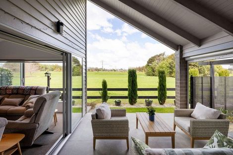 Photo of property in 34 Madison Street, Cambridge, 3434