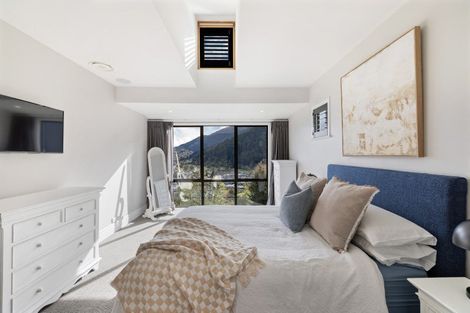 Photo of property in 56c Kerry Drive, Queenstown, 9300