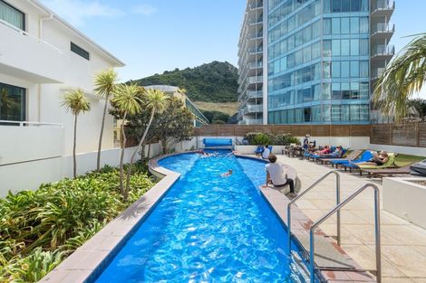 Photo of property in 10/12 Maunganui Road, Mount Maunganui, 3116