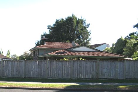 Photo of property in 33 Murvale Drive, Bucklands Beach, Auckland, 2014