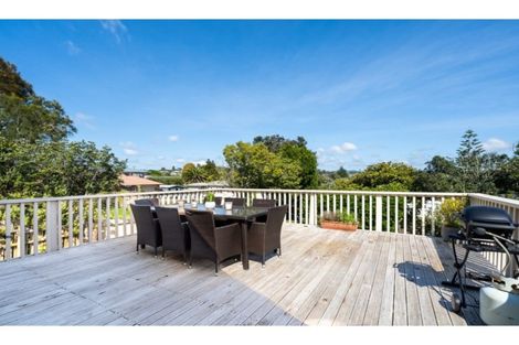 Photo of property in 121 Astley Avenue, New Lynn, Auckland, 0600