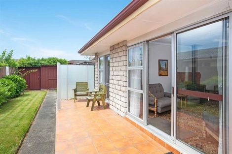 Photo of property in 2/15a Edgeware Road, St Albans, Christchurch, 8014