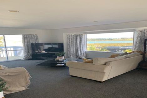 Photo of property in 1/20 Walter Street, Hauraki, Auckland, 0622