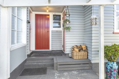 Photo of property in 58 Wakefield Street, Westport, 7825