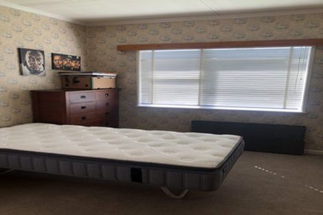 Photo of property in 205 Warwick Road, Mayfair, Hastings, 4122