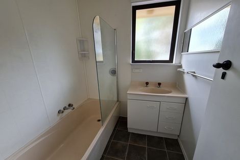 Photo of property in 12 Rochester Street, Awapuni, Palmerston North, 4412