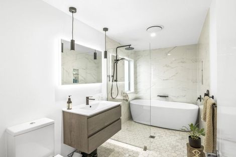 Photo of property in 10 Marine Parade, North New Brighton, Christchurch, 8083