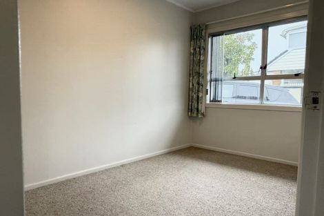 Photo of property in 1/206 Bucklands Beach Road, Bucklands Beach, Auckland, 2012