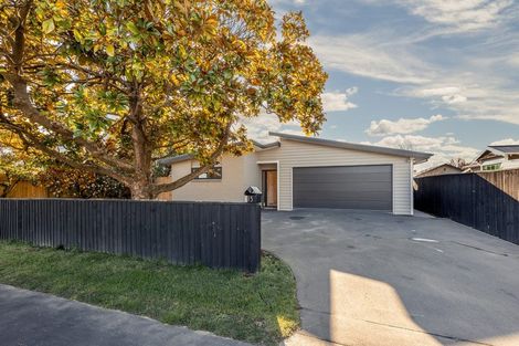 Photo of property in 15 Surrey Street, Linwood, Christchurch, 8062