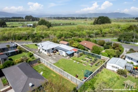 Photo of property in 21 Old Coach Road South, Otaki Beach, Otaki, 5512