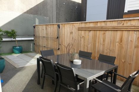 Photo of property in 7u8 Handyside Street, Tawa, Wellington, 5028