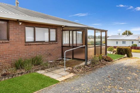 Photo of property in 3 Back Street, Tapanui, 9522