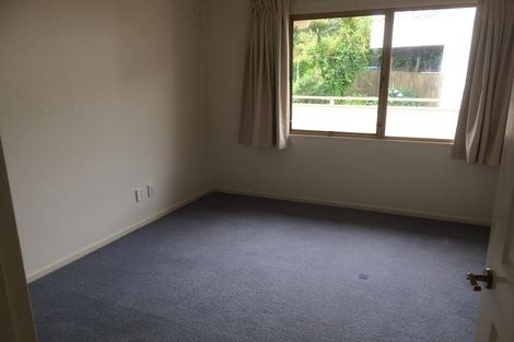 Photo of property in 17 Sea Vista Avenue, Beach Haven, Auckland, 0626