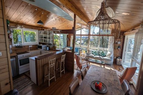 Photo of property in 349 Pukehina Parade, Pukehina, Te Puke, 3189