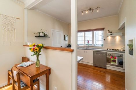 Photo of property in 24 Gardner Avenue, New Lynn, Auckland, 0600