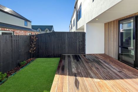 Photo of property in 2/46b Division Street, Riccarton, Christchurch, 8041